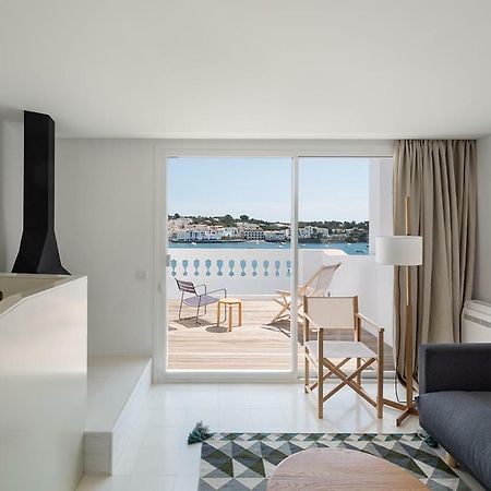 Centric Townhouse With Sea View - Casa Marta Villa กาดาเกส ภายนอก รูปภาพ