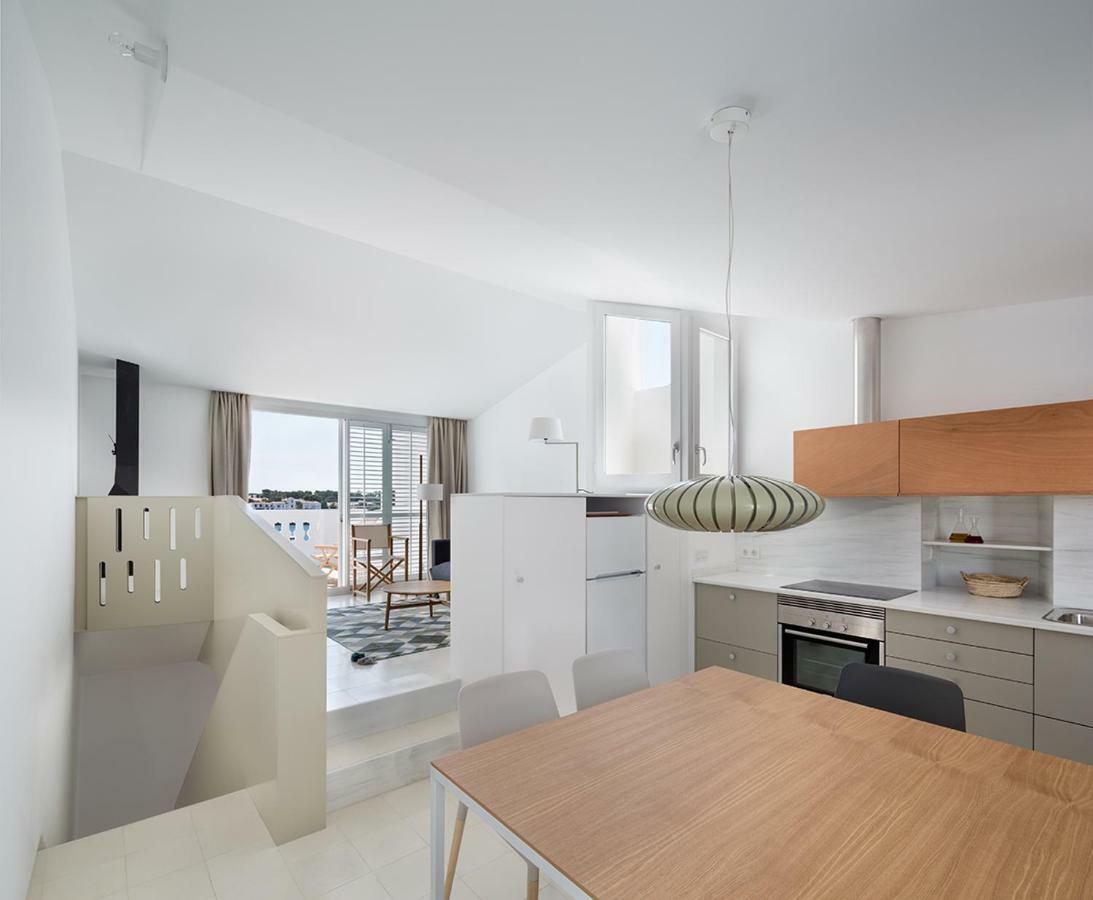 Centric Townhouse With Sea View - Casa Marta Villa กาดาเกส ภายนอก รูปภาพ