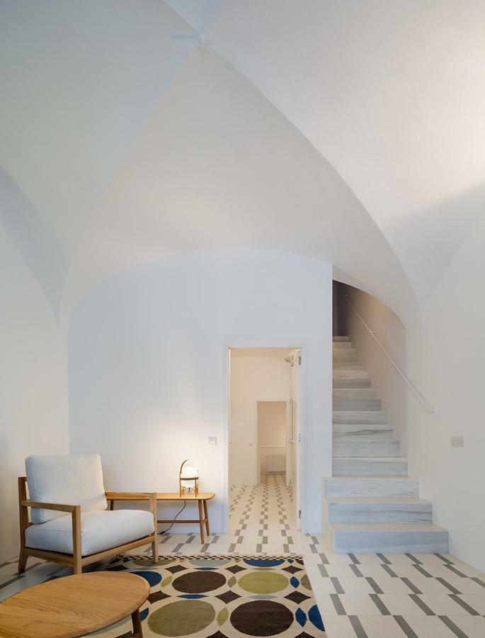 Centric Townhouse With Sea View - Casa Marta Villa กาดาเกส ภายนอก รูปภาพ